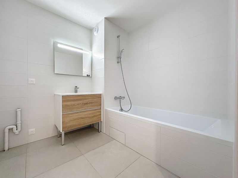 appartement 3 pièces en vente sur EVIAN LES BAINS (74500) Vente Appartement Évian-les-Bains 74500 69.89 m²