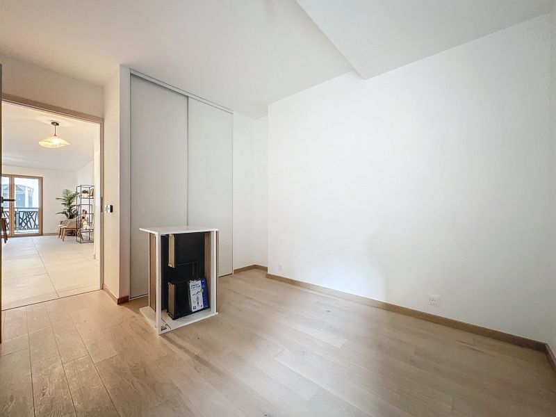 appartement 3 pièces en vente sur EVIAN LES BAINS (74500) Vente Appartement Évian-les-Bains 74500 69.89 m²