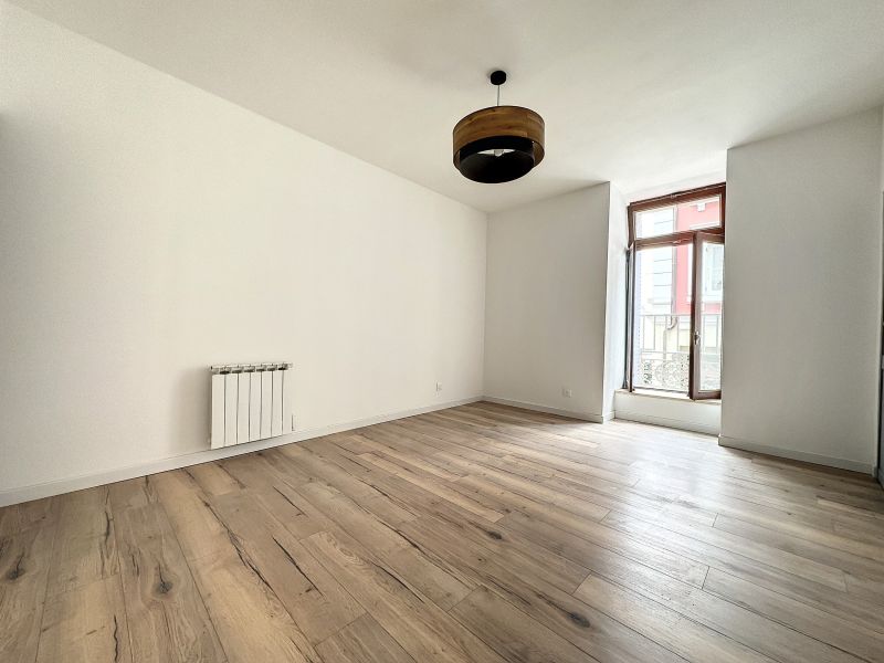 apartment 3 rooms for sale on EVIAN LES BAINS (74500) Sale Apartment Évian-les-Bains 74500 59.64 m²