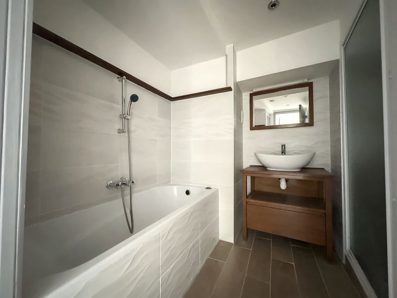 apartment 3 rooms for sale on EVIAN LES BAINS (74500) Sale Apartment Évian-les-Bains 74500 59.64 m²