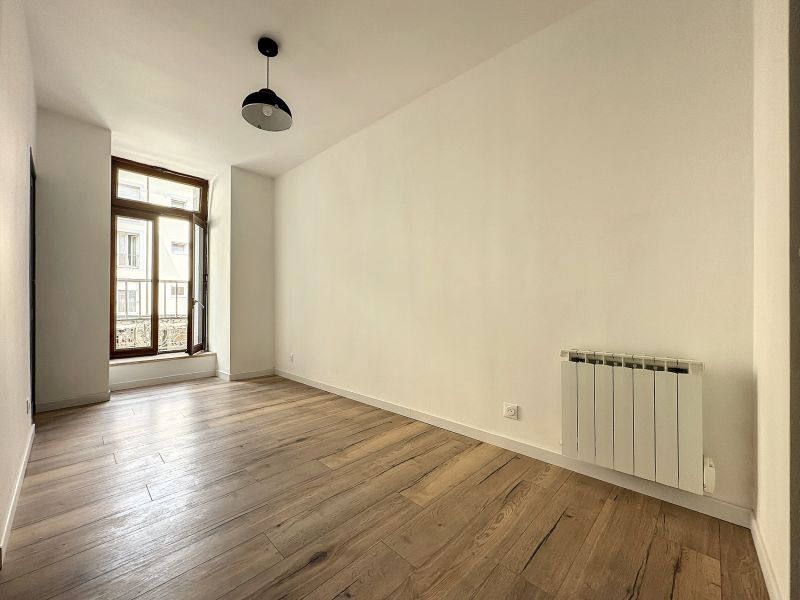apartment 3 rooms for sale on EVIAN LES BAINS (74500) Sale Apartment Évian-les-Bains 74500 59.64 m²
