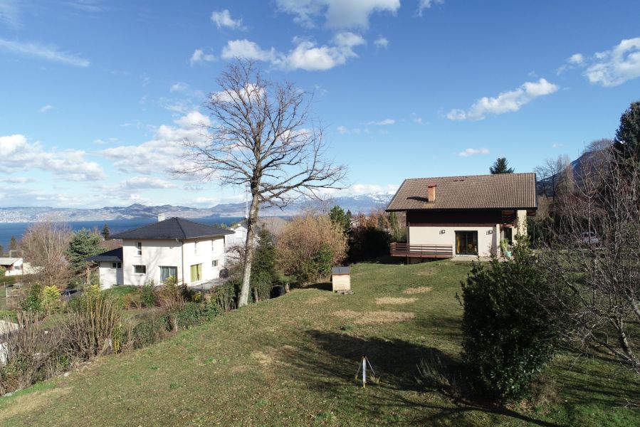 Sale Land Neuvecelle (74500) 900 m²