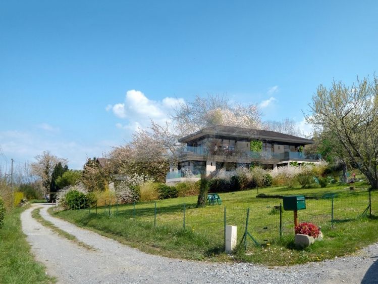 Sale Land Neuvecelle (74500) 838 m²
