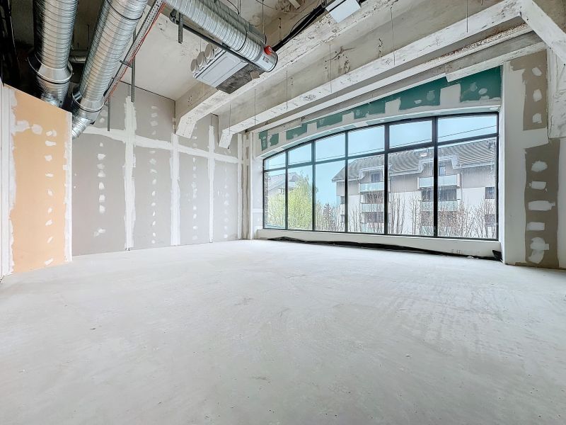 bureaux en vente sur EVIAN LES BAINS (74500) Vente Bureaux Évian-les-Bains 74500 145 m²