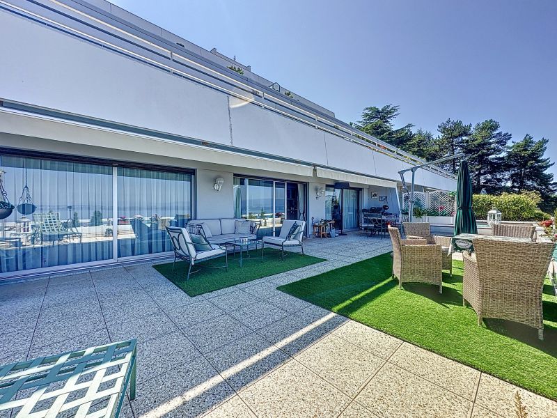 appartement 6 pièces en vente sur EVIAN LES BAINS (74500) Vente Appartement Évian-les-Bains 74500 231 m²