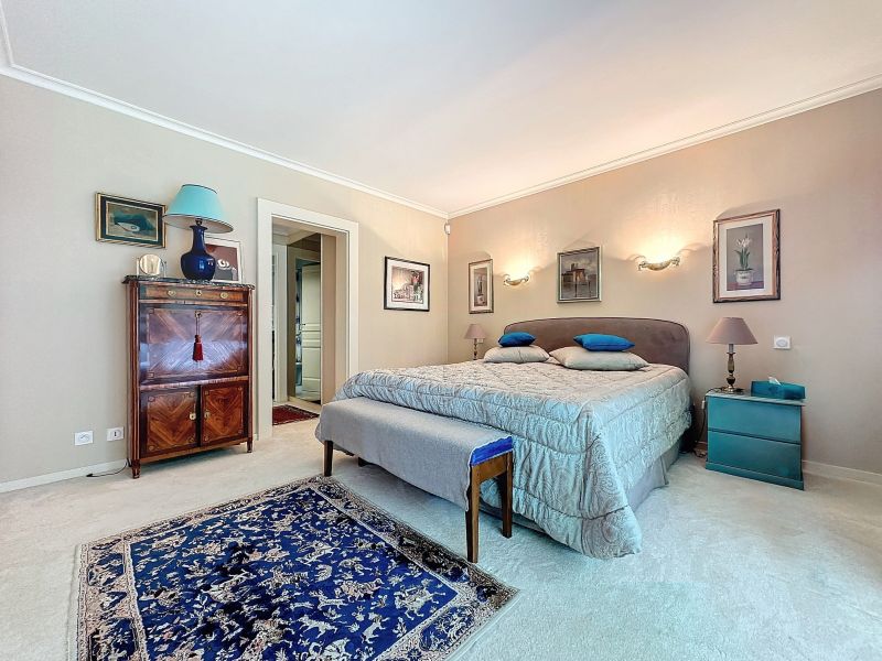 appartement 6 pièces en vente sur EVIAN LES BAINS (74500) Vente Appartement Évian-les-Bains 74500 231 m²