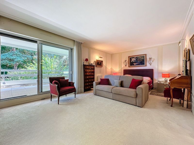 appartement 6 pièces en vente sur EVIAN LES BAINS (74500) Vente Appartement Évian-les-Bains 74500 231 m²