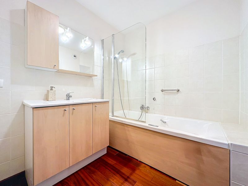 Sale Apartment Évian-les-Bains 74500 78.09 m²