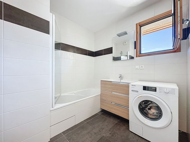 Sale Apartment Amphion-les-Bains 74500 90.02 m²