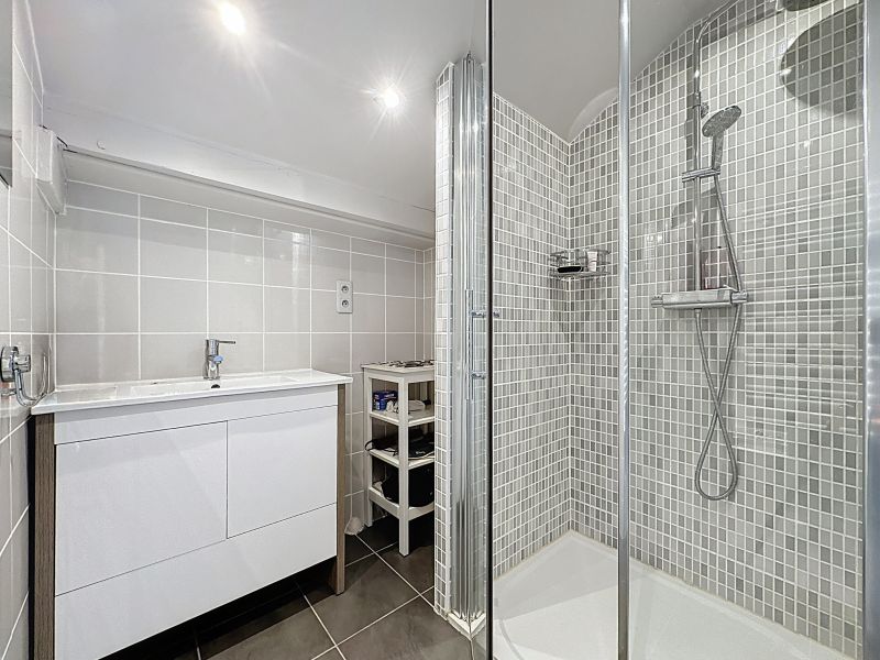 Sale House Neuvecelle 74500 208.24 m²