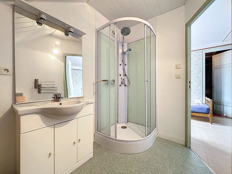 house 7 rooms for sale on NEUVECELLE (74500) Sale House Neuvecelle 74500 180 m²