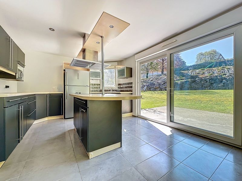 Sale House Saint-Paul-en-Chablais 74500 140 m²