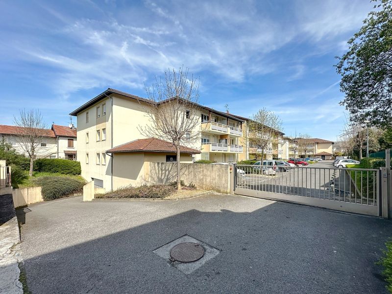 Sale Apartment Thonon-les-Bains 74200 47.89 m²