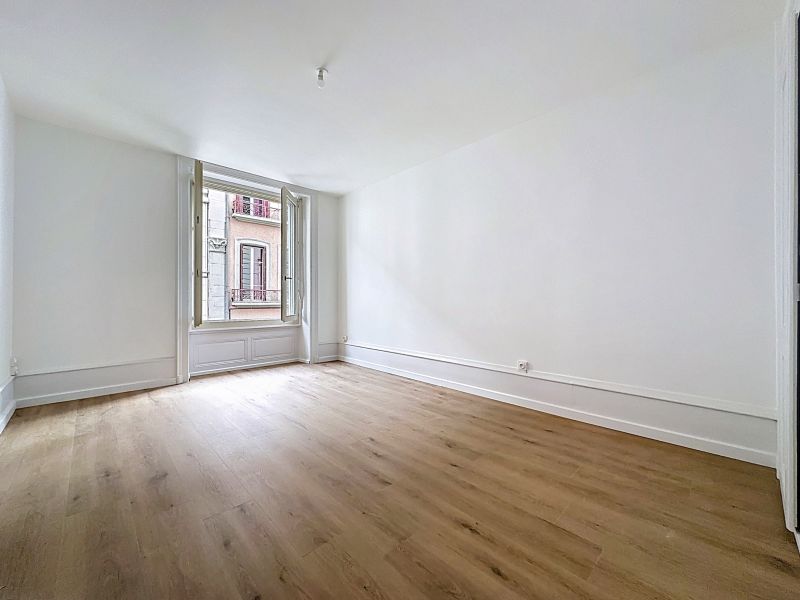 Sale Apartment Évian-les-Bains 74500 86.37&nbsp;m²