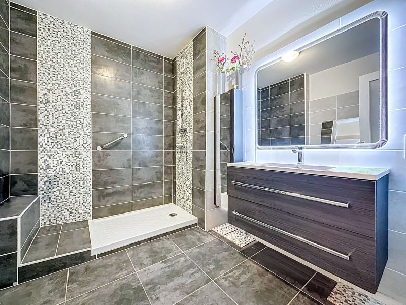 Sale Apartment Thonon-les-Bains 74200 72.68&nbsp;m²