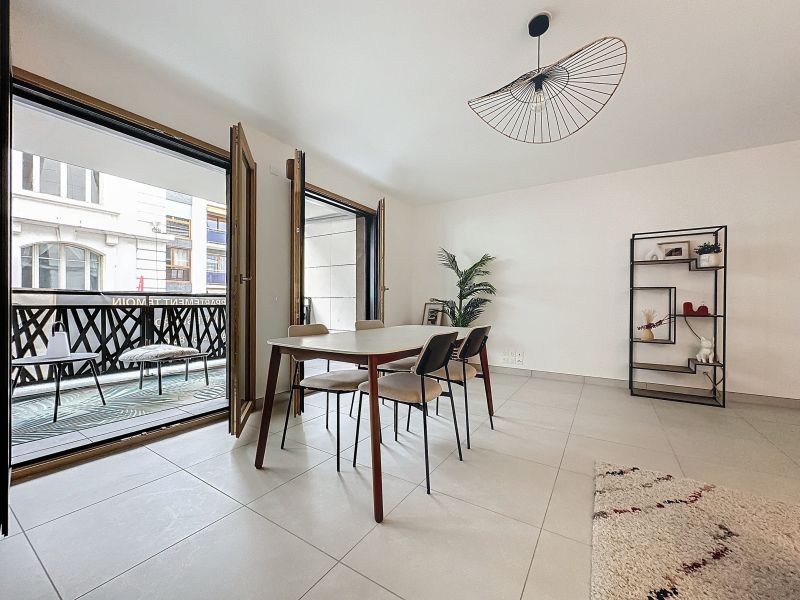 Sale Apartment Évian-les-Bains 74500 69.89&nbsp;m²