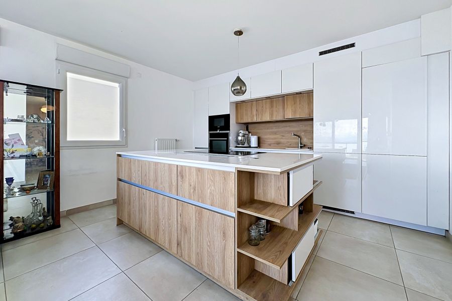 Sale Apartment Évian-les-Bains 74500 83.87&nbsp;m²