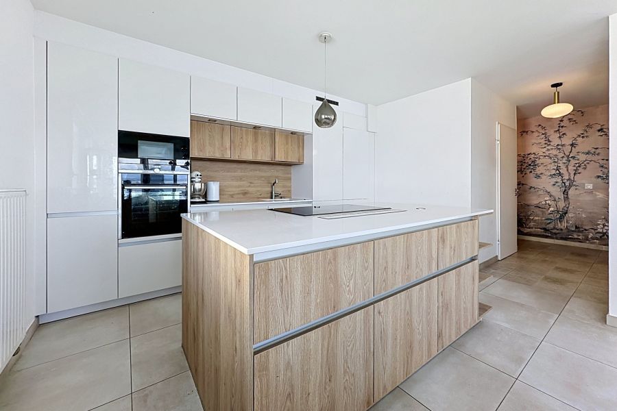 Sale Apartment Évian-les-Bains 74500 83.87&nbsp;m²