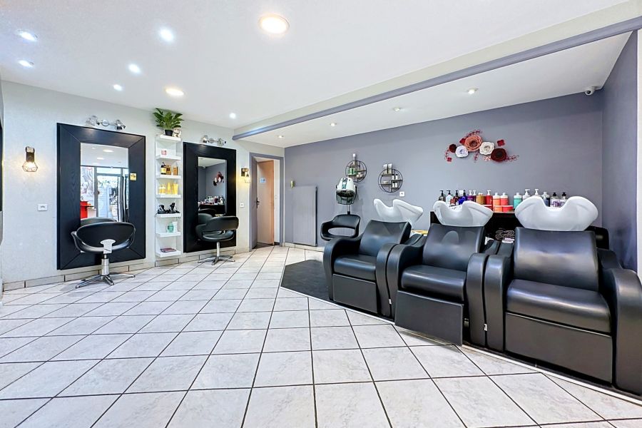 Vente Local d'activité Évian-les-Bains 74500 65.57&nbsp;m²
