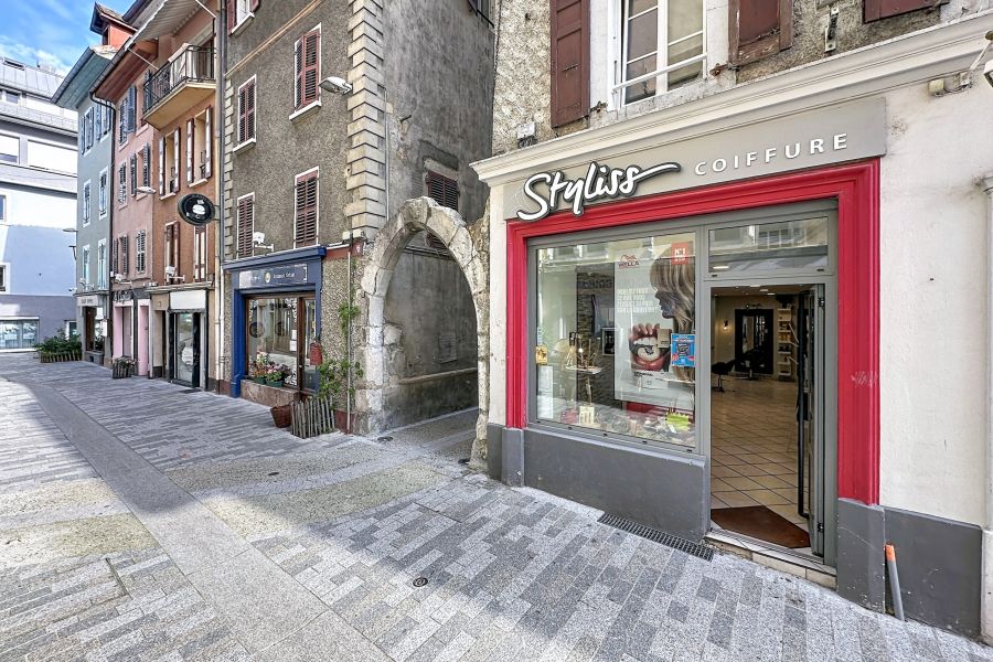 Vente Local d'activité Évian-les-Bains 74500 65.57&nbsp;m²