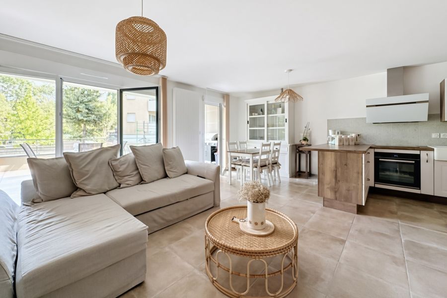 Sale Apartment Thonon-les-Bains 74200 69.16&nbsp;m²