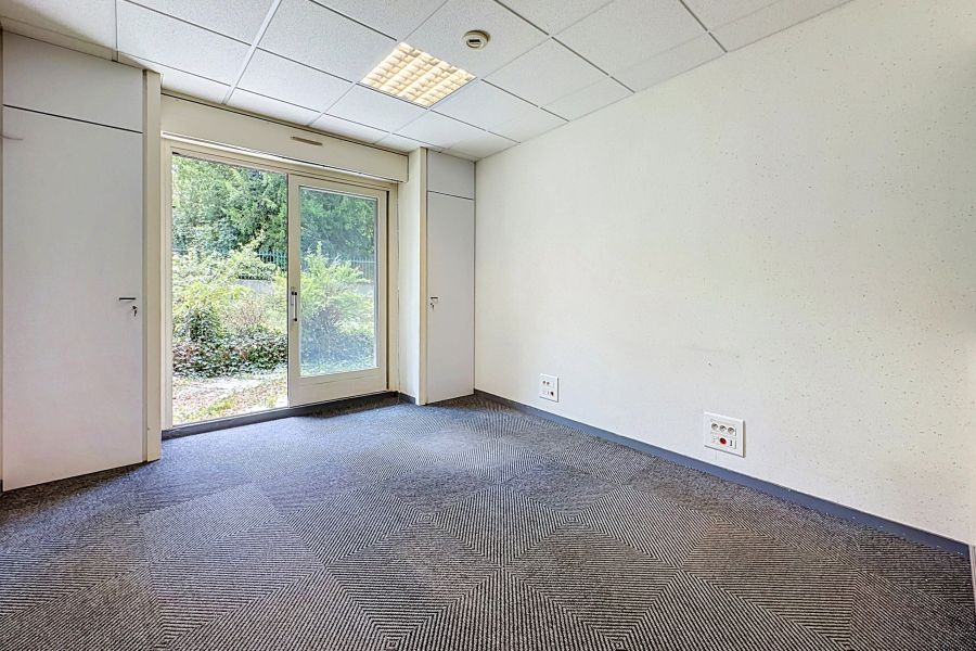 Sale Activity premises Thonon-les-Bains 74200 222.19&nbsp;m²
