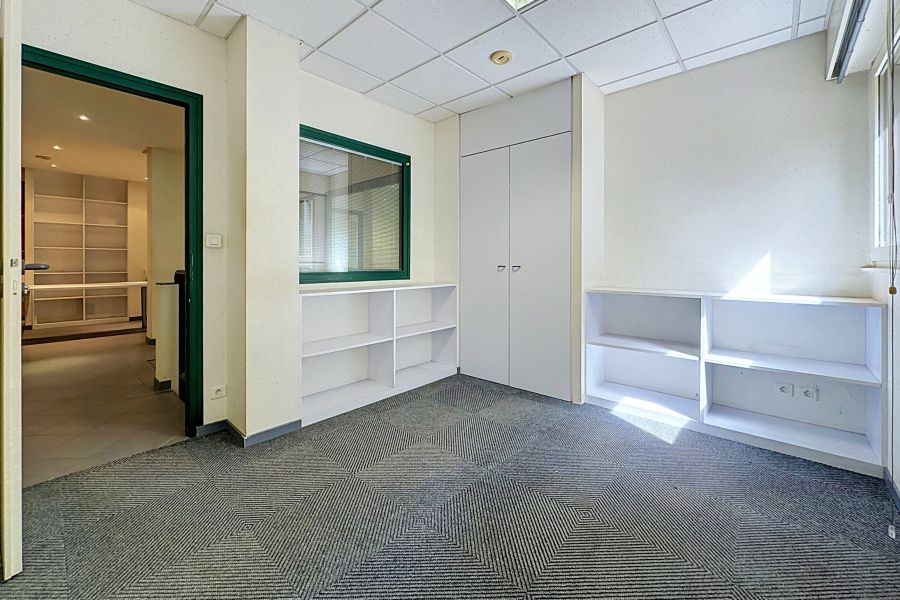 Sale Activity premises Thonon-les-Bains 74200 222.19&nbsp;m²