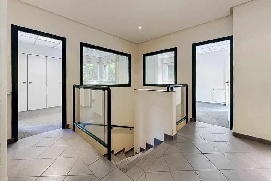 Sale Activity premises Thonon-les-Bains 74200 222.19&nbsp;m²
