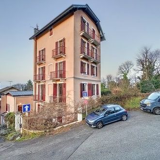 MAISON À RENOVER EVIAN