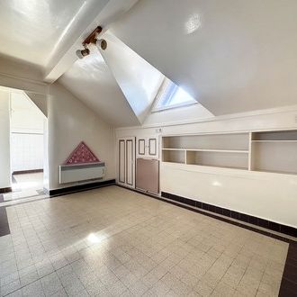 STUDIO THONON DERNIER ETAGE